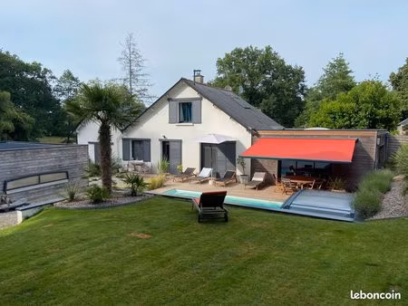 maison contemporaine 140 m² – 3 ch – piscine  garage & carport