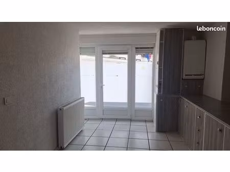 f2 à publier en rez de chaussée