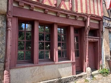 local / bureau à louer dans le cœur historique