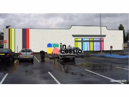 local commercial 1 061 m²