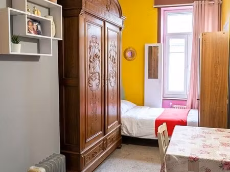 location d'une chambre étudiant dans une auberge avec sdb commune 13km de lille