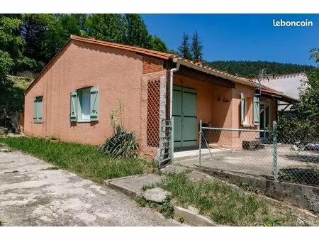 villa 4 pièces 95 m²