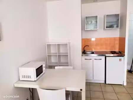 studio meublé 21m2 pour etudiant le mesnil esnard 390 cc