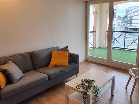 chambre 1 pièce 87 m²