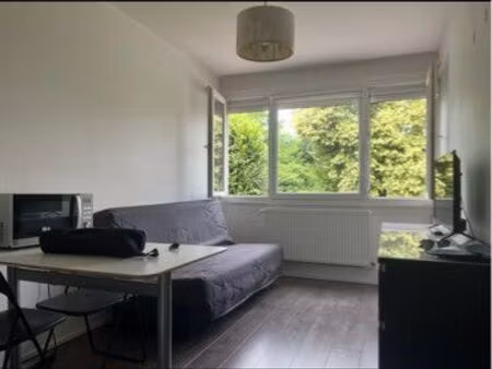 studio meublé chu charles-nicolle (chauffage  eau chaude  parking …)