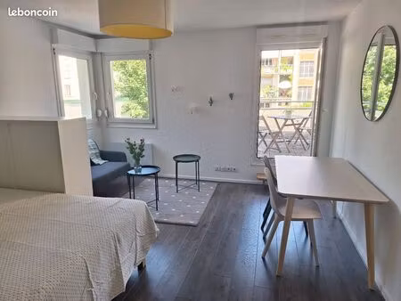 studio meuble rue du nideck 27m2 terrasse