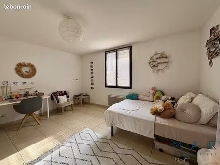 studio 1 pièce 23 m²