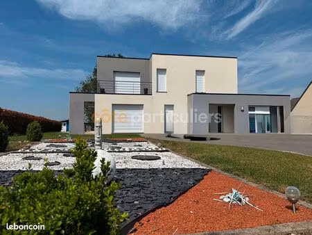 maison 6 pièces 155 m²