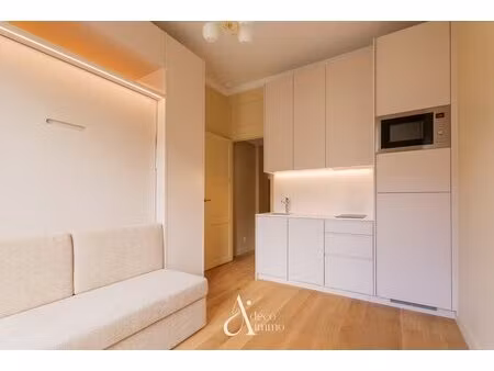 madeleine / opéra – pied-à-terre d’exception avec balcon