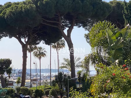 golfe juan - 2 p - 60m2- vue mer - terasse 14m² - renover - sud