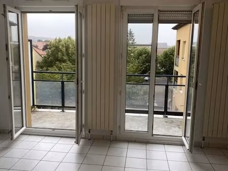 location appartement 1 pièce 34 m² à woippy (57140)  573 €