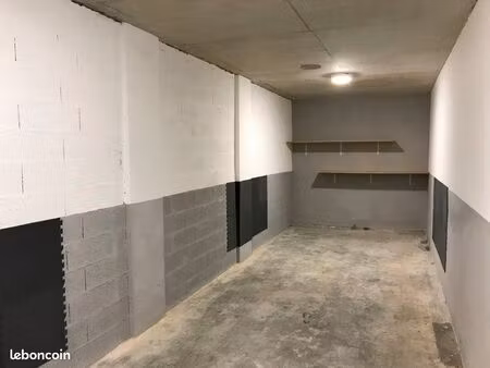 location garage double saint-julien-en-genevois 26m2