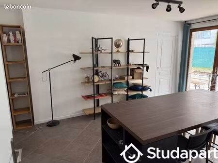 chambre 1 pièce 96 m²