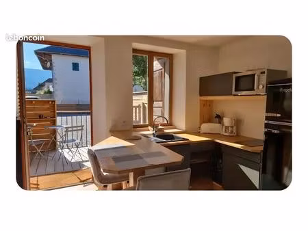 studio meublé faverges sept-juin