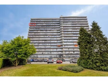 appartement met terras en staanplaats te koop merksem