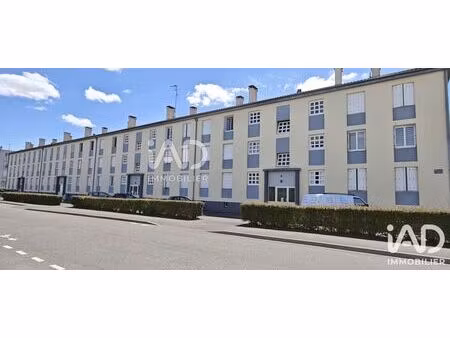 appartement à fontenay-le-comte (85200)