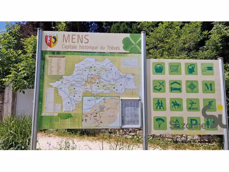 mens (38710) – immeuble mixte avec local commercial loué  ter