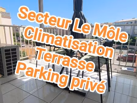 studio excellent état - parking privé - proche mer