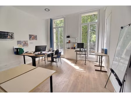 location bureau 8 pièces 185 m² à marseille 1 (13001)