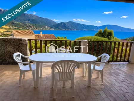 villa de charme bord de mer au golfe de lava .