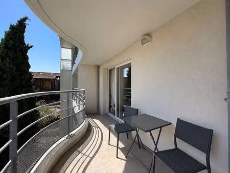 bordeaux chartrons - appartement t2 très lumineux de 43 5 m² avec terrasse  cellier et pla