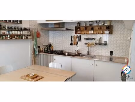 immeuble de rapport ou résidence principale avec revenu locatif – centre-ville de mazères