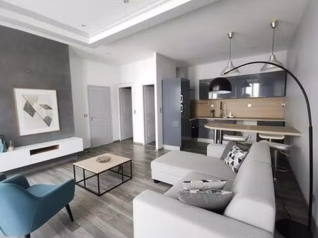 les arcs t2 de 43 m² ? gare à pied ? idéal premier achat ou investissement