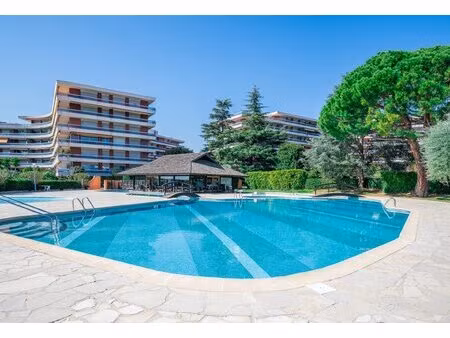 nice ouest lanterne