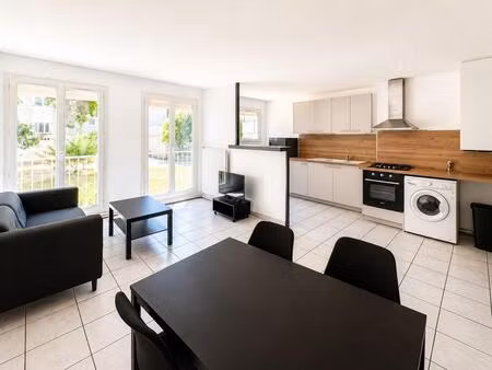 roseraie - appartement t3 avec parking & cave