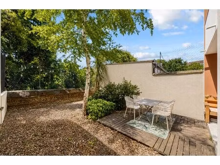 t2 centre ville - jardin de plus de 40m²