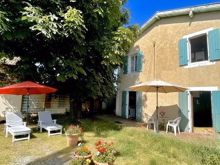 maison de charme à un fort potentiel d'environ 85 m2 avec 59