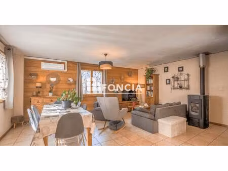 maison récente 3 chambres avec appartement en rez-de-jardin