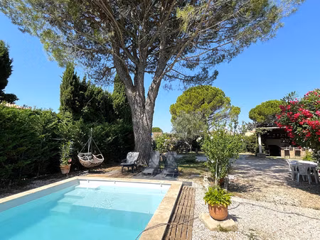 maison les taillades