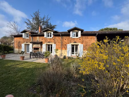 maison labastide saint sernin 7 pièce(s) 296.56 m2
