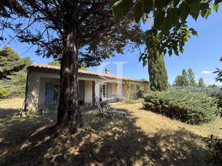 villa dans un cadre champêtre à malaucène - exclusivité