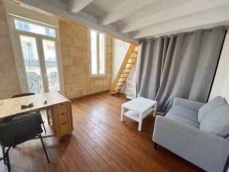 bordeaux cours st louis - studio avec mezzanine et balcon