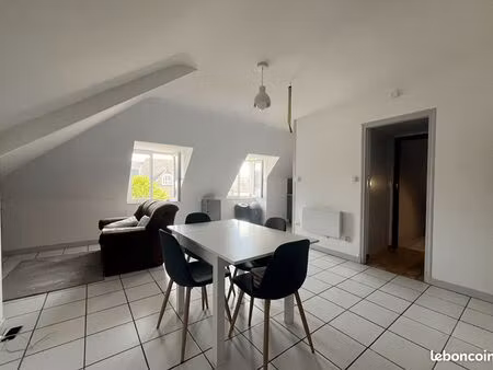 location appartement de 42m2  2chambres  2eme étage.rénové disponible rapidement