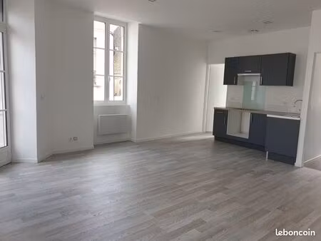 studio 38m2