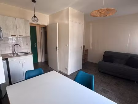 studio meublé