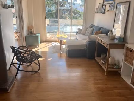 chouette appartement t2 meublé 43m2 - aguillon