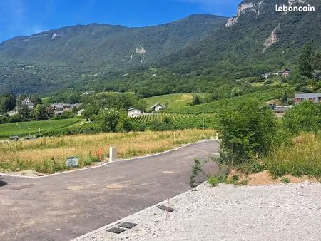 terrain 1 147 m² saint pierre d albigny