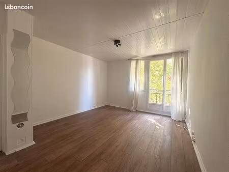 appartement 3 pièces 50 m²