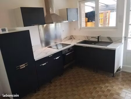 loue maison thélus
