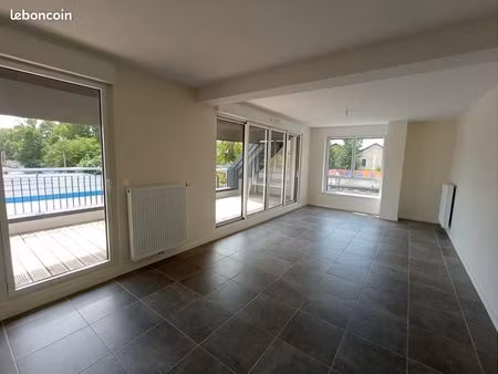 appartement t3 + parking et loggia 12m²
