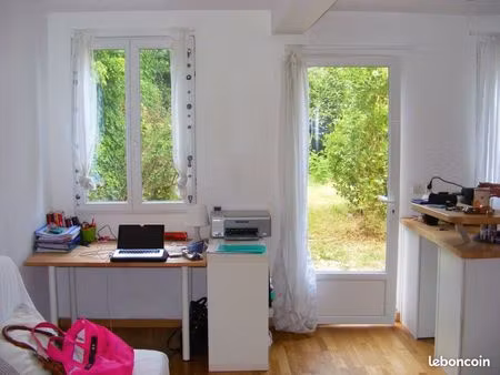 studio 21m² au milieu d'un jardin