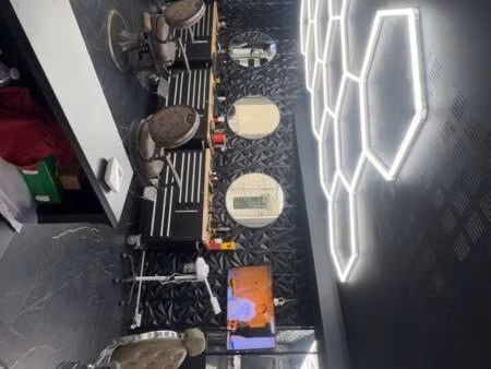 salon barbershop