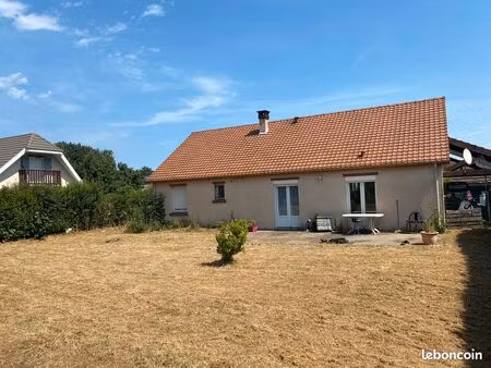 maison de plain-pied 3 chambres – 90 m² – terrain 718 m² – grèges