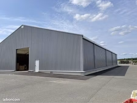 hangar à louer