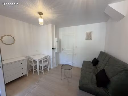 studio 1 pièce 16 m²