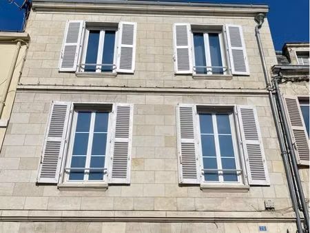 t2 renové 33 m² – coeur saint-nicolas – calme & ultra-confort – 900 /mois charges et fibre